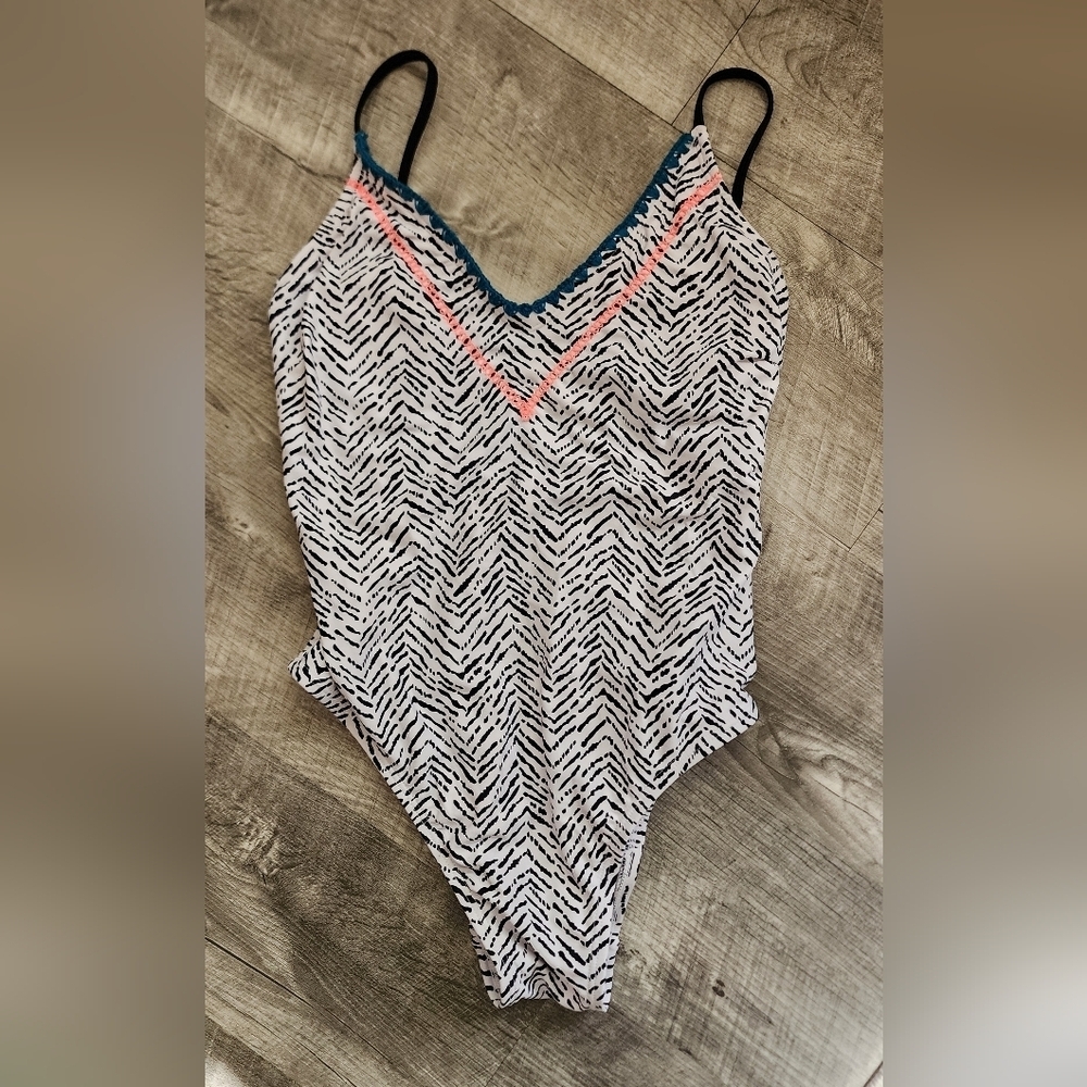 Arizona Jean Company White Top